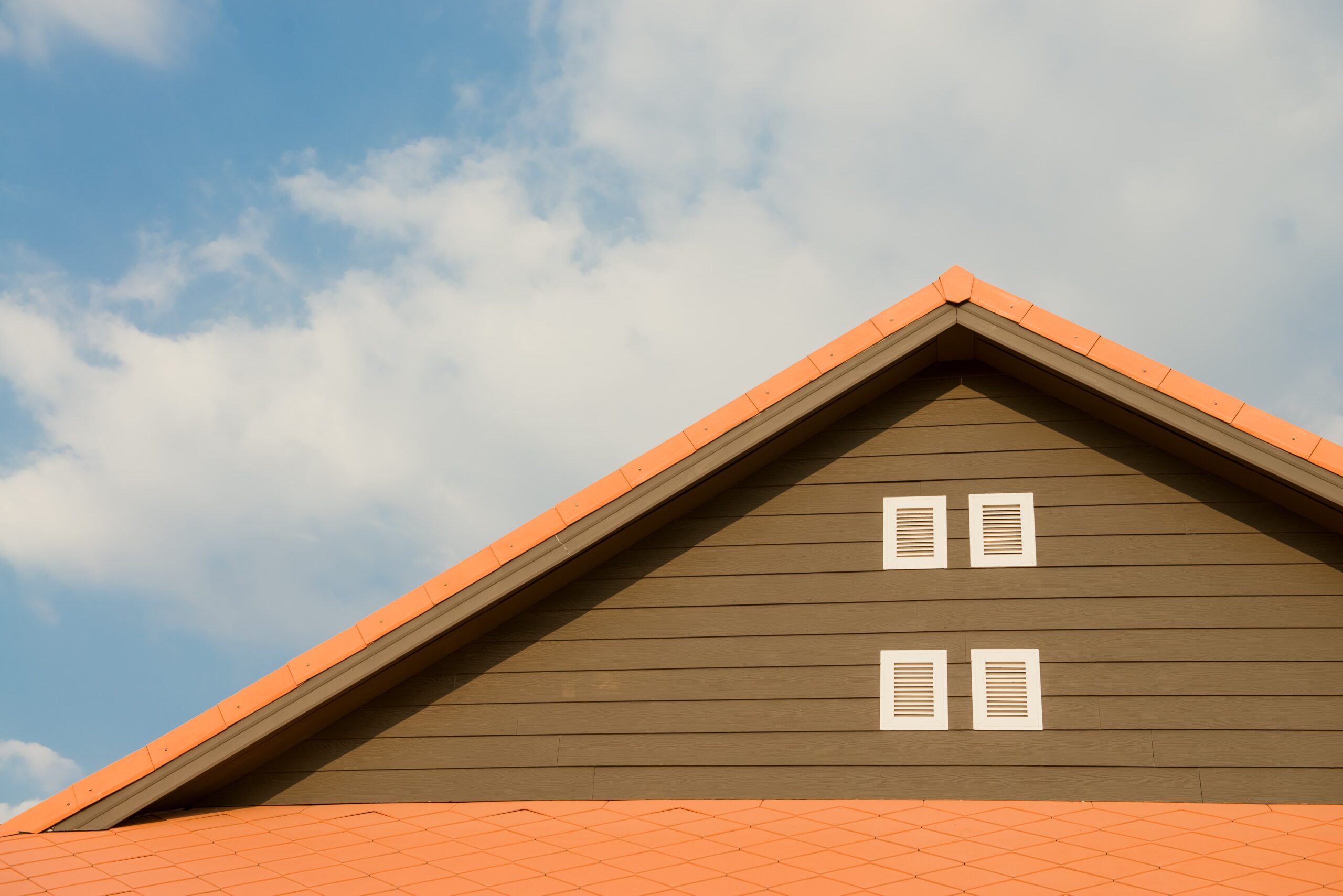 茶色の家の屋根